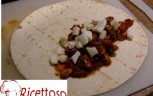 Fajitas o burritos di pollo e verdure