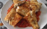 Filetti di branzino croccanti con pomodorini