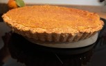 Crostata con cachi e mandorle
